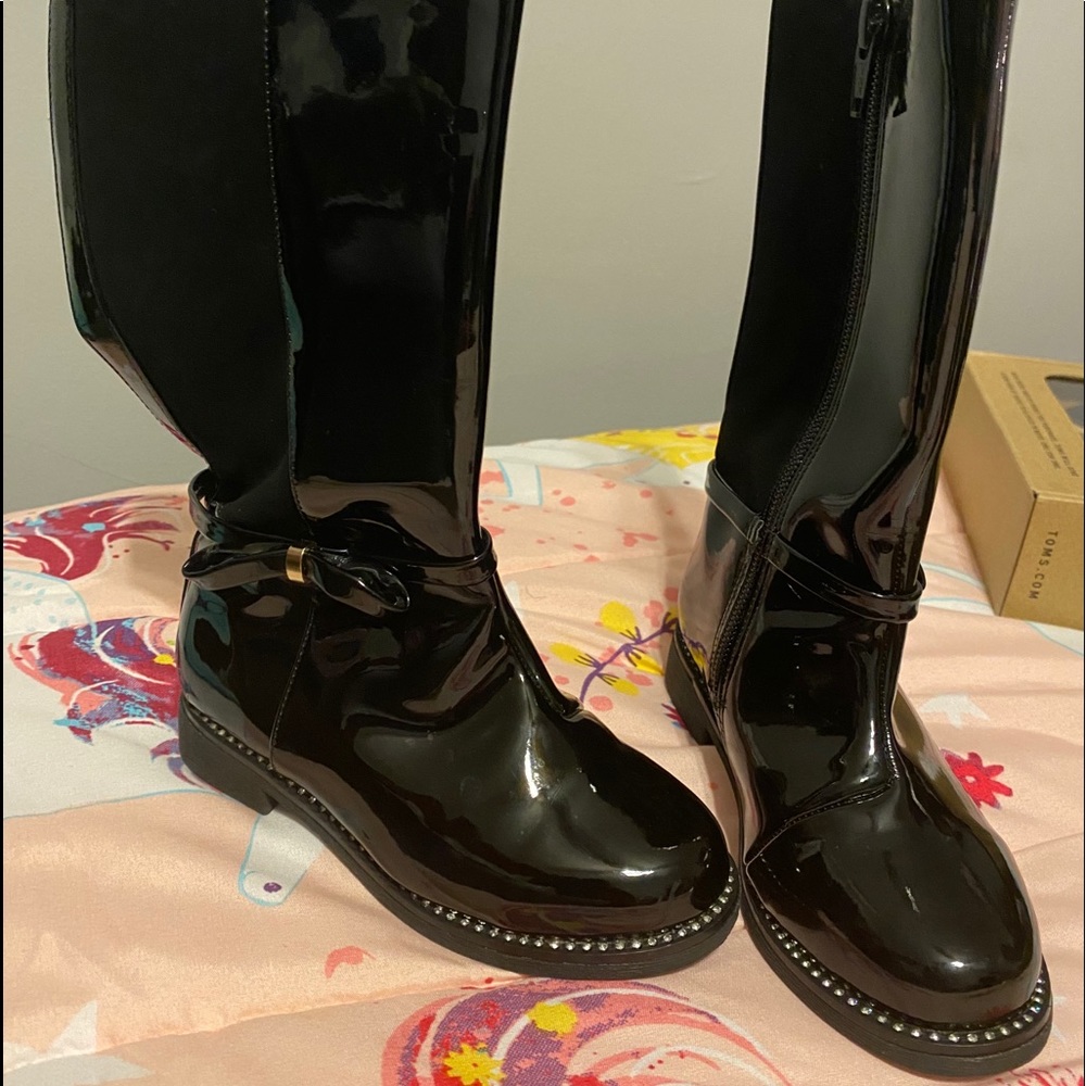 Tall boots, gently worn